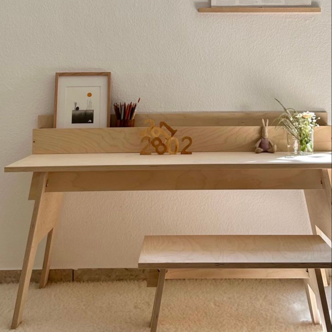 FUYU children's desk